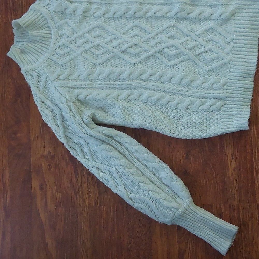 Sweater‎ - Picture 3 of 5